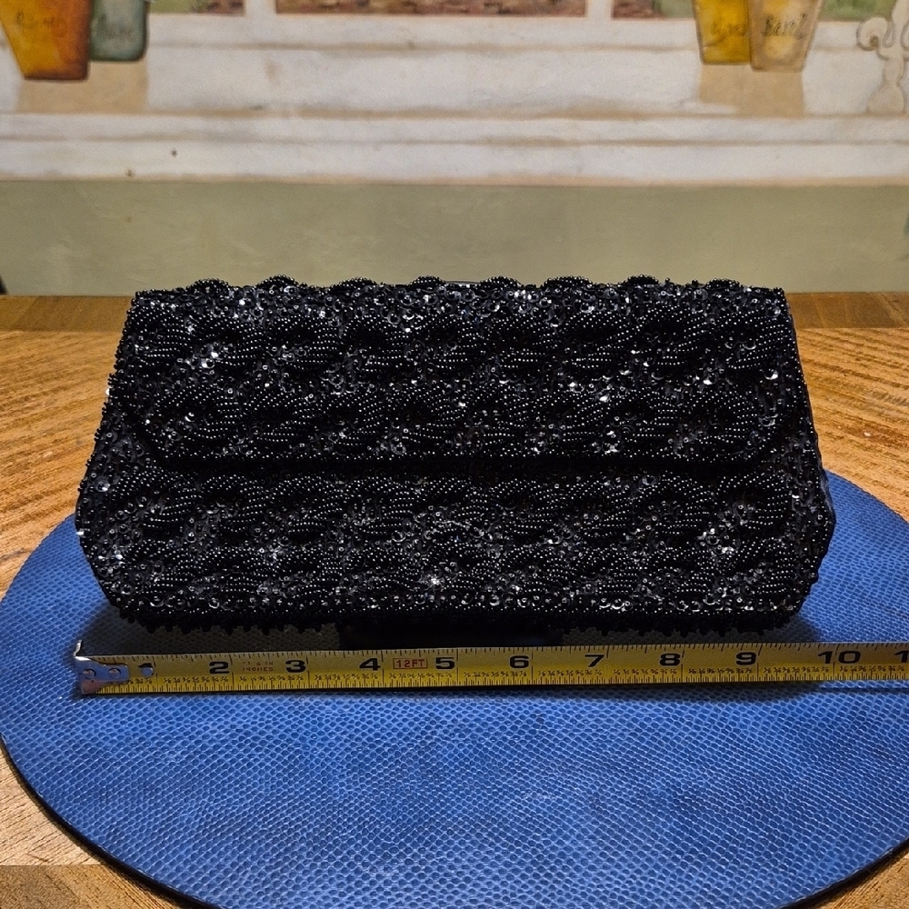La Regale Elegant Black Beaded Clutch (#709) Made In Hong Kong.from The 50s.